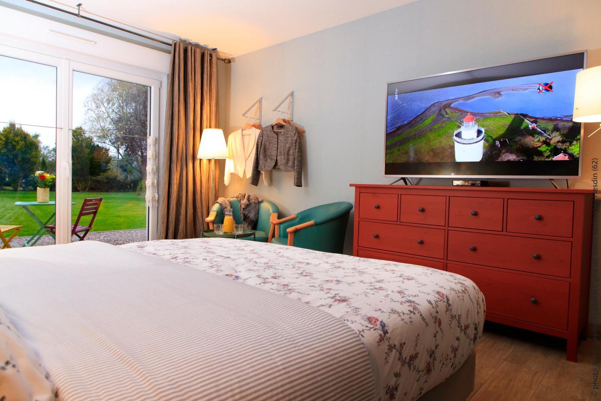 Gite Du Vieux Saule 1 Gite Avec Spa Privatif Pour 2 Personnes 1 Suite Familiale Sans Spa Vieil-Hesdin Exterior photo